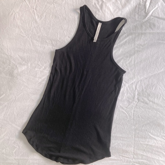 Babaton Tops - ARITZIA THE GROUP BABATON Ribbed Racerback Tank | Size L